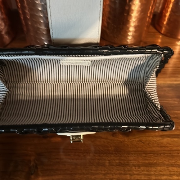 Kate Spade Jude Cherbourg black wicker bag. Cotton lining. Euc turn lock closure - Picture 5 of 14